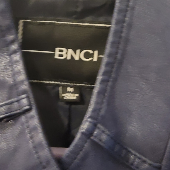 Jacket - Picture 3 of 3